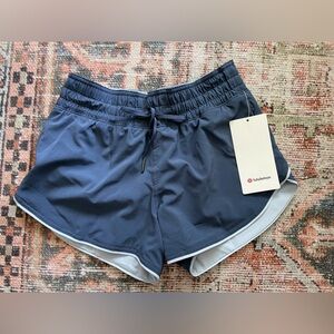 Lululemon Choose a Side Short 3” Size 6
